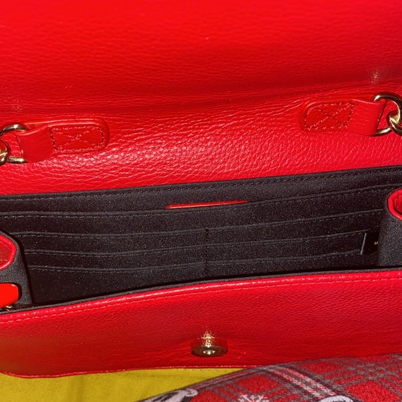 St John Knits Crimson Red pebbled Leather Cross Body - Picture 4 of 5